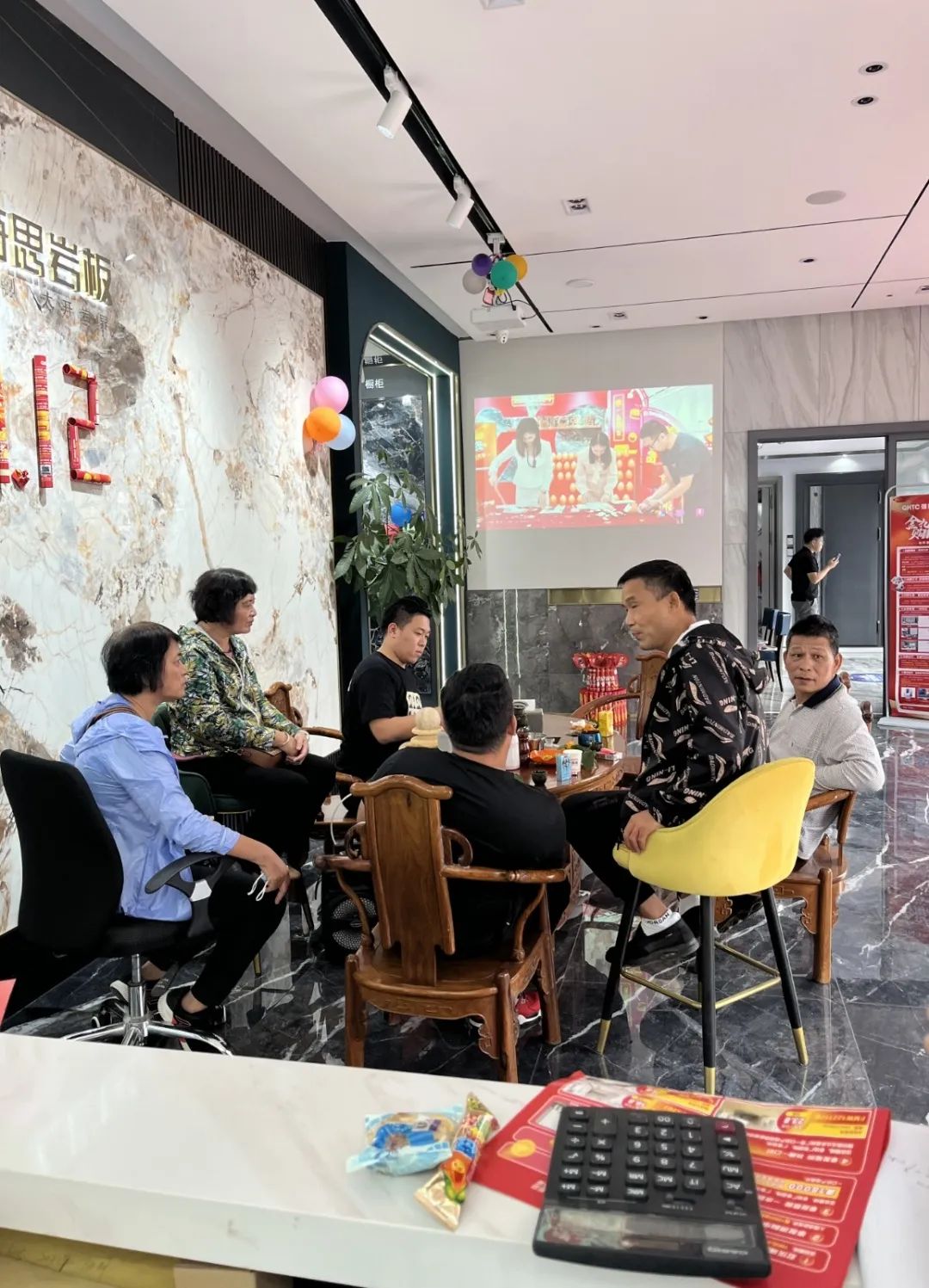 聽說，昨天下午強輝直播間嗨爆了？(圖21)