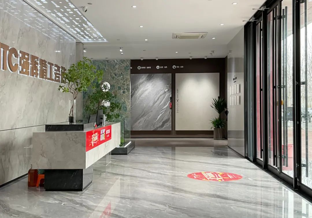 終端風(fēng)采 | 強輝東營旗艦店，探尋質(zhì)感空間的詩意生活(圖6)